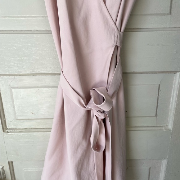 Everlane Wrap Dress - Picture 3 of 4